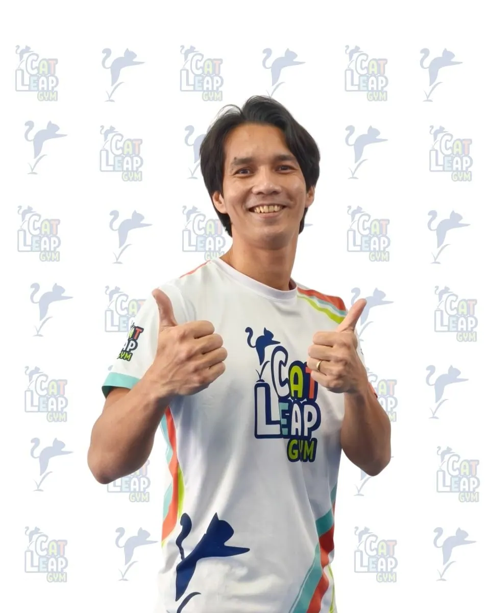 Coach Tomi, Proprietário · Especialista em Acrobacias e Capacitação de Instrutores